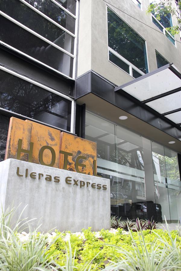 מדיין Hotel Lleras Express מראה חיצוני תמונה